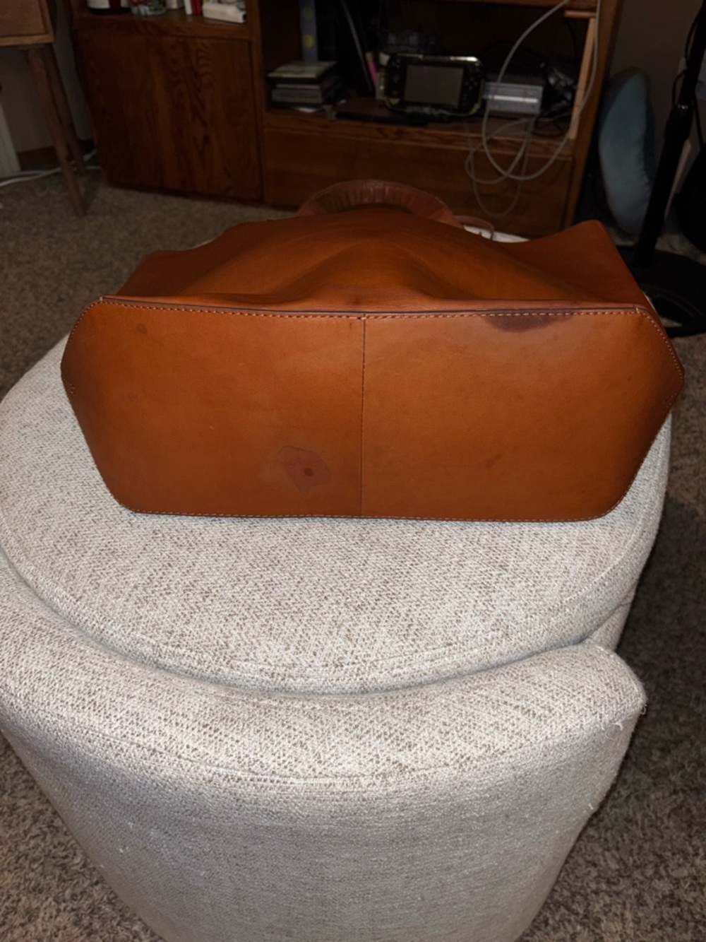 UPDATE!!!! NWT Frye Carson Leather Tote in Cognac - Picture 12 of 14